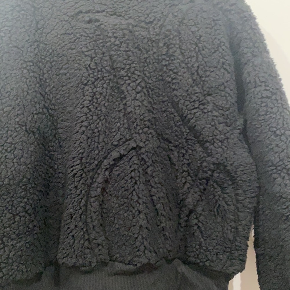 VICTORIA'S SECRET Plush Fleece Front-Zip Jacket - Picture 6 of 8